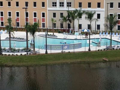 Florida Gulf Coast University